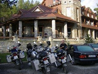 Hotell Natyral Razma